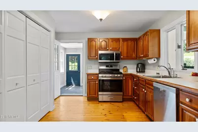 92 Baker St, Richmond, MA 01254 - Photo 18