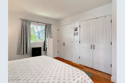 73 Candlewood Dr, Williamstown, MA 01267 - Photo 12