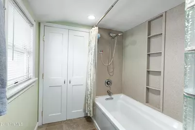 5 Putnam Ave, Pittsfield, MA 01201 - Photo 14