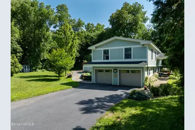 124 Elm St, Williamstown, MA 01267 - Photo 6
