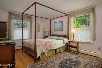 124 Elm St, Williamstown, MA 01267 - Photo 26