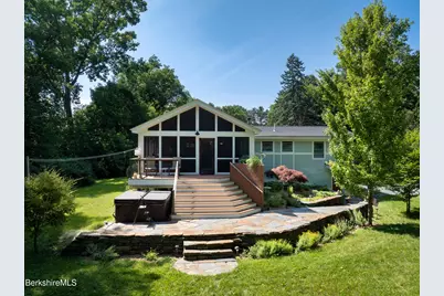 124 Elm St, Williamstown, MA 01267 - Photo 8