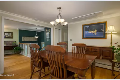 124 Elm St, Williamstown, MA 01267 - Photo 16