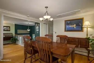 124 Elm St, Williamstown, MA 01267 - Photo 16
