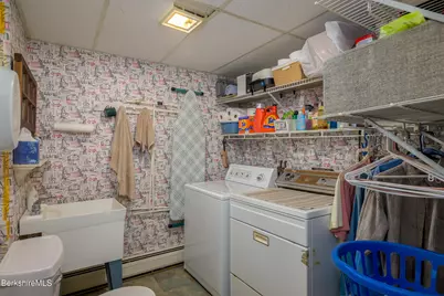 124 Elm St, Williamstown, MA 01267 - Photo 34