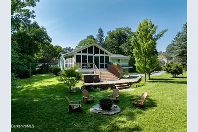 124 Elm St, Williamstown, MA 01267 - Photo 2