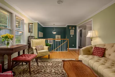 124 Elm St, Williamstown, MA 01267 - Photo 12