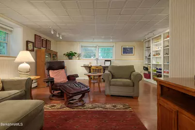 124 Elm St, Williamstown, MA 01267 - Photo 36