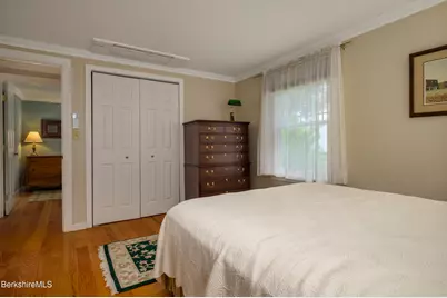 124 Elm St, Williamstown, MA 01267 - Photo 32