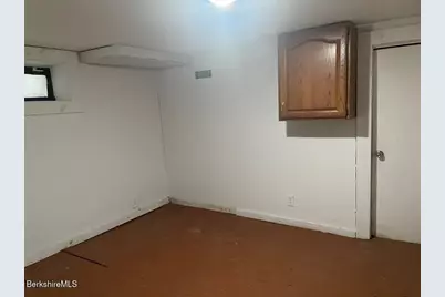 21 Woodleigh Rd, Pittsfield, MA 01201 - Photo 16