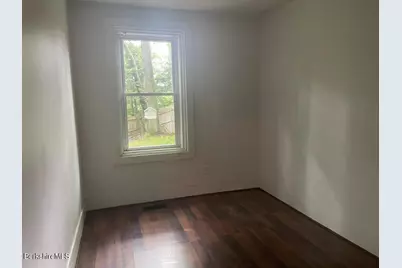 21 Woodleigh Rd, Pittsfield, MA 01201 - Photo 6