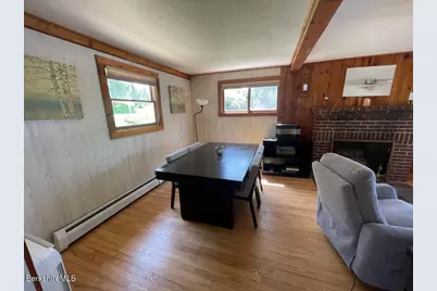 29 Grove Ave, Lanesborough, MA 01237 - Photo 32