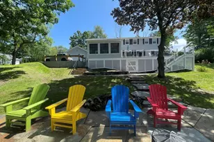 29 Grove Ave, Lanesborough, MA 01237 - Photo 8