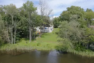 29 Grove Ave, Lanesborough, MA 01237 - Photo 8