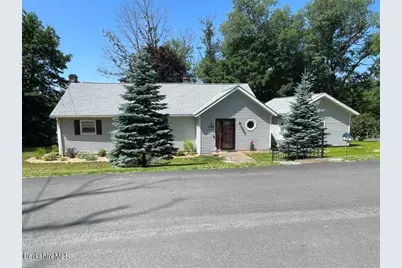 29 Grove Ave, Lanesborough, MA 01237 - Photo 1