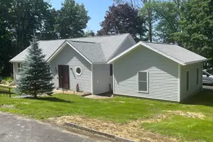 29 Grove Ave, Lanesborough, MA 01237 - Photo 60
