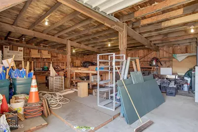 18 Elm Ct, Sheffield, MA 01257 - Photo 36