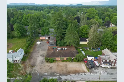 18 Elm Ct, Sheffield, MA 01257 - Photo 4