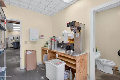 18 Elm Ct, Sheffield, MA 01257 - Photo 30