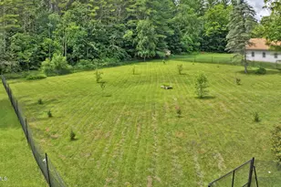 178 New Lenox Rd, Lenox, MA 01240 - Photo 10