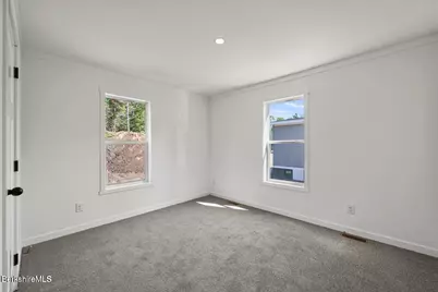 395 Cheshire Rd #106, Pittsfield, MA 01201 - Photo 16