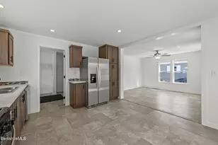 395 Cheshire Rd, Pittsfield, MA 01201 - Photo 6