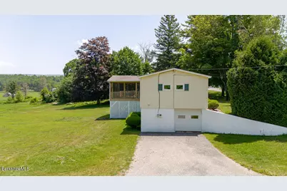 2 Woodruff Rd, West Stockbridge, MA 01266 - Photo 4