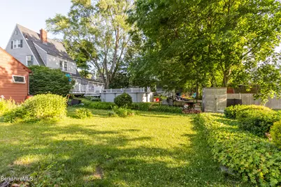 28 Adelaide Ave, Pittsfield, MA 01201 - Photo 22