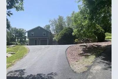 40 Willow Cove Rd, Cheshire, MA 01225 - Photo 2