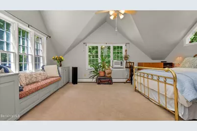 276 Division St, Great Barrington, MA 01230 - Photo 30