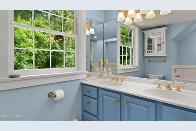 276 Division St, Great Barrington, MA 01230 - Photo 32