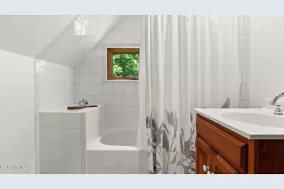 276 Division St, Great Barrington, MA 01230 - Photo 40
