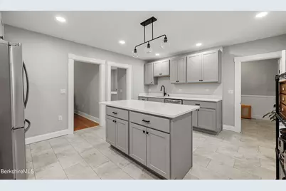 27 Richmond Ln, Adams, MA 01220 - Photo 14