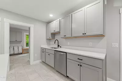 27 Richmond Ln, Adams, MA 01220 - Photo 16
