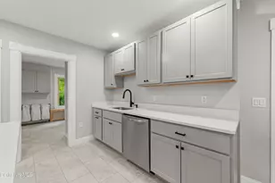 27 Richmond Ln, Adams, MA 01220 - Photo 16