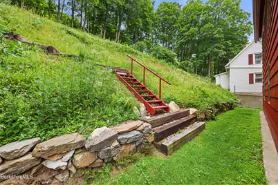 27 Richmond Ln, Adams, MA 01220 - Photo 52