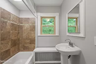 27 Richmond Ln, Adams, MA 01220 - Photo 28