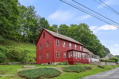 27 Richmond Ln, Adams, MA 01220 - Photo 6