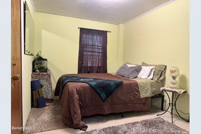 8 Fuller St, North Adams, MA 01247 - Photo 14