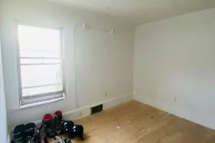 8 Fuller St, North Adams, MA 01247 - Photo 18