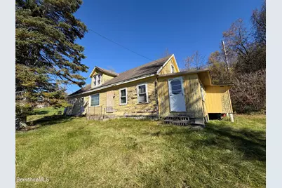 842 Church St, North Adams, MA 01247 - Photo 2