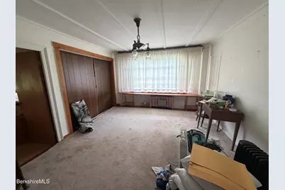 842 Church St, North Adams, MA 01247 - Photo 12