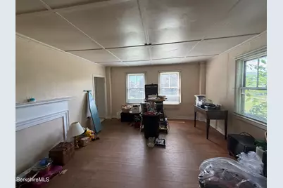 842 Church St, North Adams, MA 01247 - Photo 26