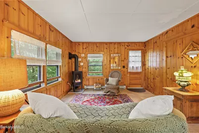 160 Chestnut Rd, Richmond, MA 01254 - Photo 8