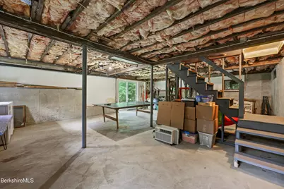 160 Chestnut Rd, Richmond, MA 01254 - Photo 22