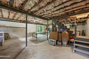 160 Chestnut Rd, Richmond, MA 01254 - Photo 22