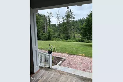 369 Housatonic St, Lenox, MA 01240 - Photo 10