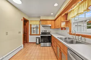 112 Gamwell Ave, Pittsfield, MA 01201 - Photo 18