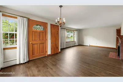 112 Gamwell Ave, Pittsfield, MA 01201 - Photo 12