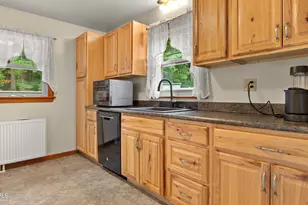 55 Howe Rd, Pittsfield, MA 01201 - Photo 10